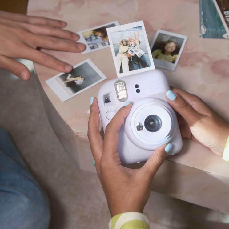Fujifilm Instax Mini 12 Clay White